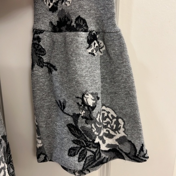 Style & Co ladies sweater - Picture 2 of 6